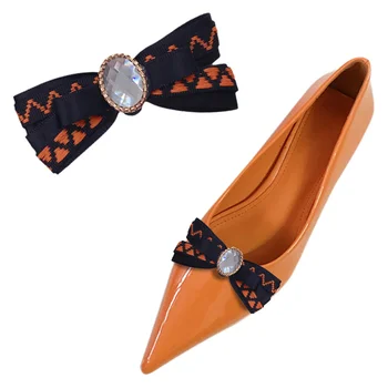 2 Adet Dekoratif ayakkabı tokaları Oval Rhinestone Yay Ayakkabı Süsleme Cadılar Bayramı Cosplay Ayakkabı Aksesuarları Bayanlar için Yüksek Topuklu 17