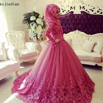 2020 Müslüman düğün elbisesi es Uzun Kollu Yüksek Boyun Dantel Aplike İslam düğün elbisesi Vintage Dubai gelinlikler Başörtüsü ile 21