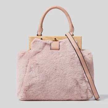 2021 Bayan çanta Tasarımcısı Ahşap omuzdan askili çanta Moda Taklit Kürk Klip Kabuk Lüks Yumuşak Peluş askılı çanta Bayanlar Debriyaj 11