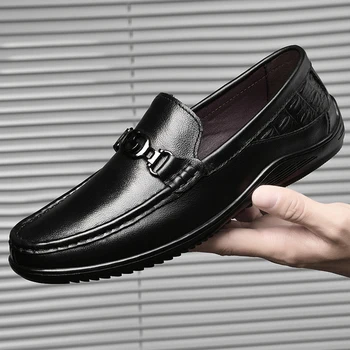 2022 Yeni erkek mokasen ayakkabıları Ayakkabı Hakiki Deri Rahat Kayma Klasikleri Siyah Ayakkabı Adam Su Geçirmez Rahat sürüş ayakkabısı Erkek 4
