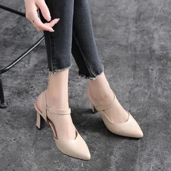 2022 Yumuşak Deri Sandalet kadın Yaz Yeni Moda Düz Renk Orta topuk ile burun Rahat Yüksek topuklu ayakkabılar 12