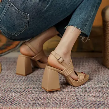 Kadın Sızdıran Ayak Kare Kök Olmuştur Giyen kadın yüksek topuklu sandalet Moda kadın Yeni Yüksek Topuklu