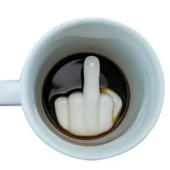 Sıcak Varış Yaratıcı Tasarım Beyaz Orta Parmak Tarzı Yenilik Karıştırma Kahve süt kupası Komik Seramik Kupa Yeterli Kapasiteli Su Bardağı 5