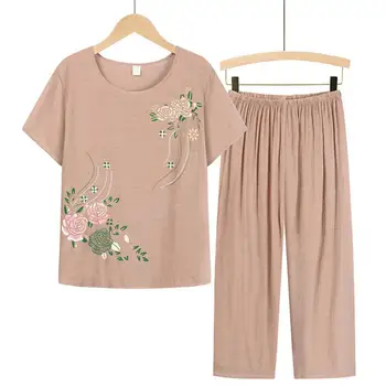 Yaz Kadın Ev Tekstili Seti Kısa Kollu Çiçek Baskı tişört Üst Pantolon Pijama Gevşek İki Adet Set Kıyafet Orta Yaşlı 18
